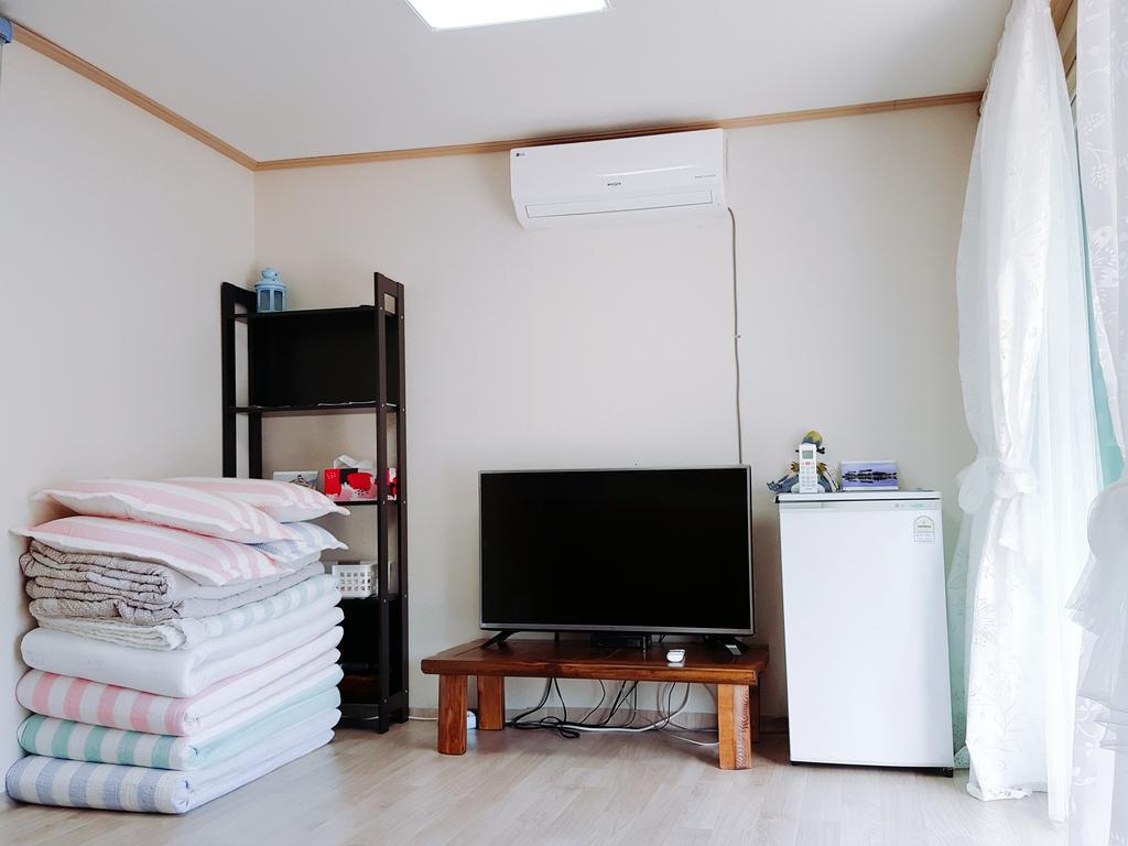Yours Guesthouse In Tongyeong Eksteriør billede